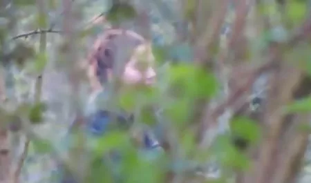 Велика порно в панчохах з молодою пожежа в червоному білизна, здорова груди